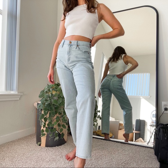 Universal Thread Vintage Straight Jeans - Light Wash - Picture 5 of 5